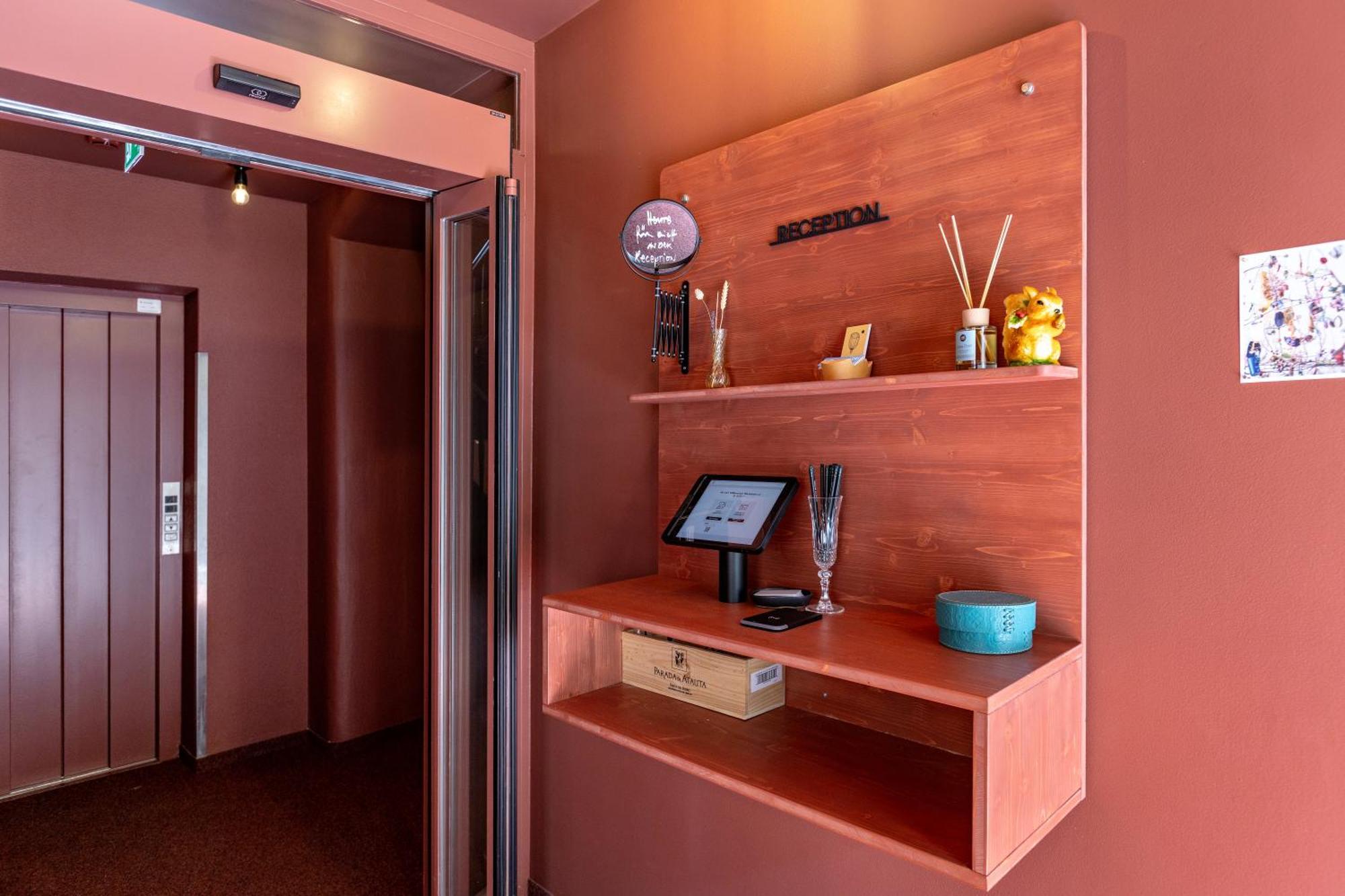 Pension Arosa - Self Check-In ภายนอก รูปภาพ